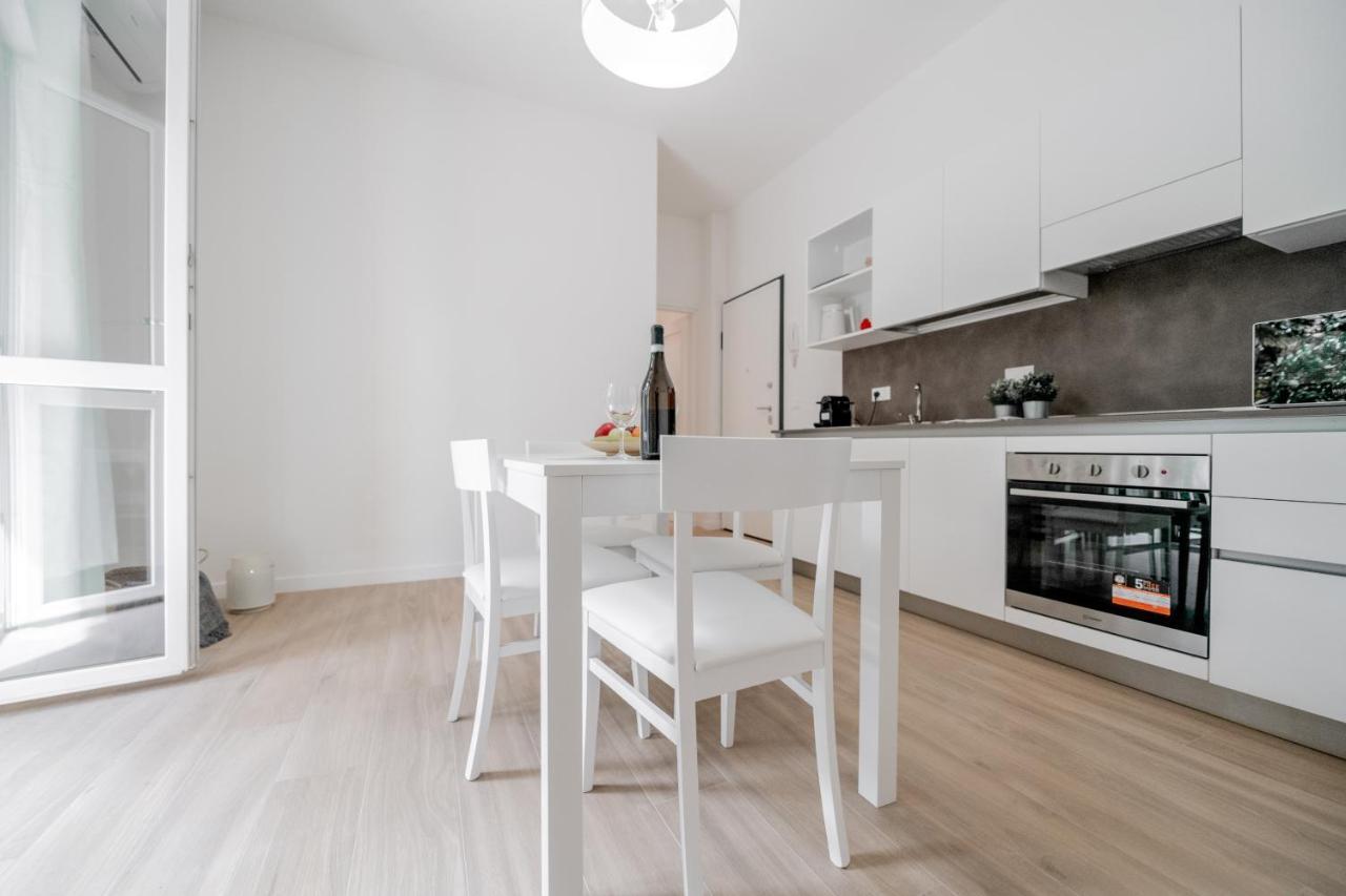 Realkasa La Pigna Flat Lägenhet Bologna Exteriör bild