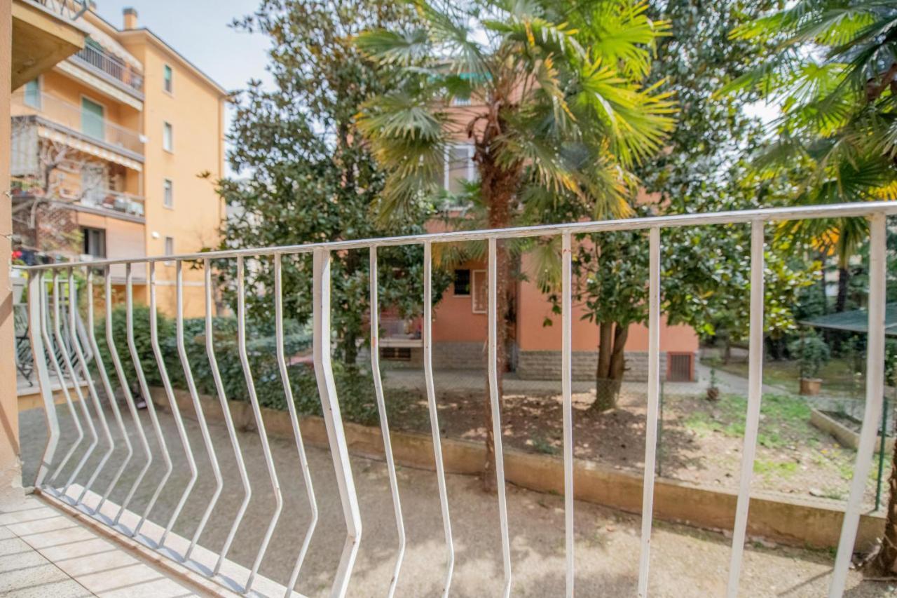 Realkasa La Pigna Flat Lägenhet Bologna Exteriör bild